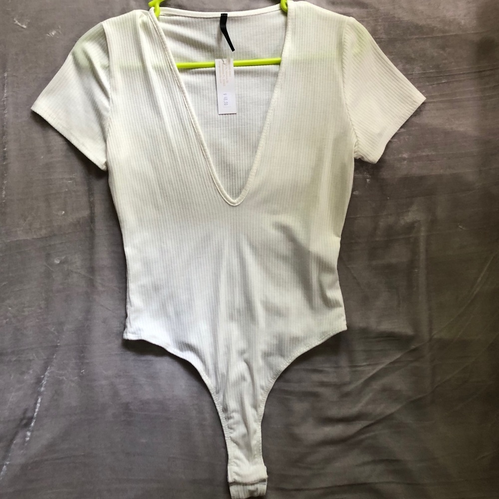 White ribbed deep v body suit